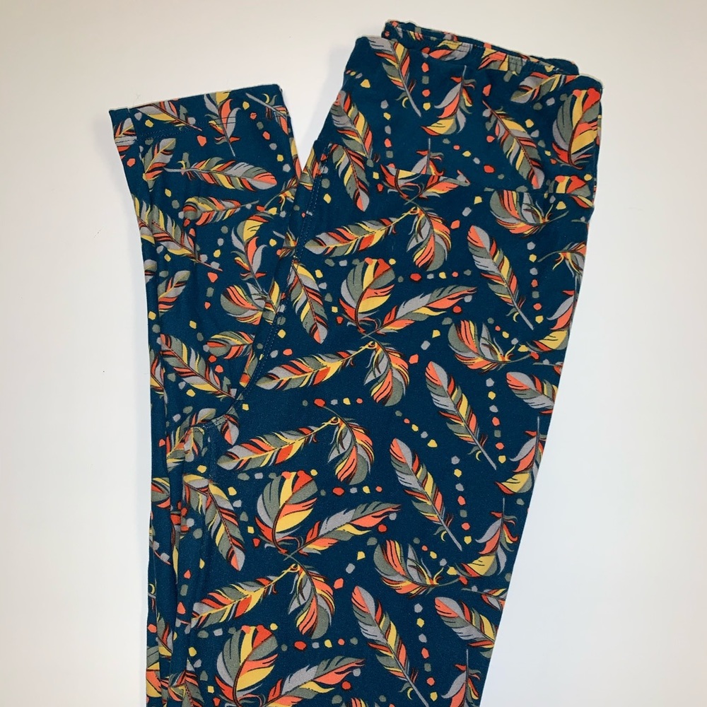 Lularoe OS feather leggings